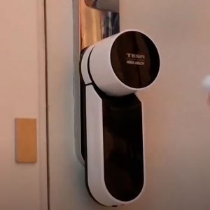 Instalar una cerradura inteligente: cuándo merece la pena llamar a un cerrajero especializado